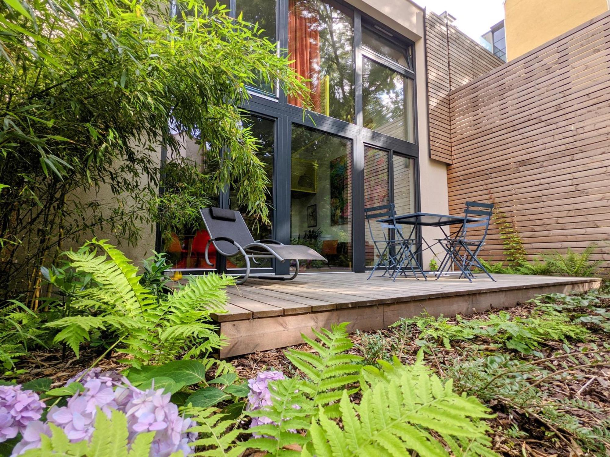 Romantic And Atypical Apartments In Prague'S Montmartre Eksteriør bilde
