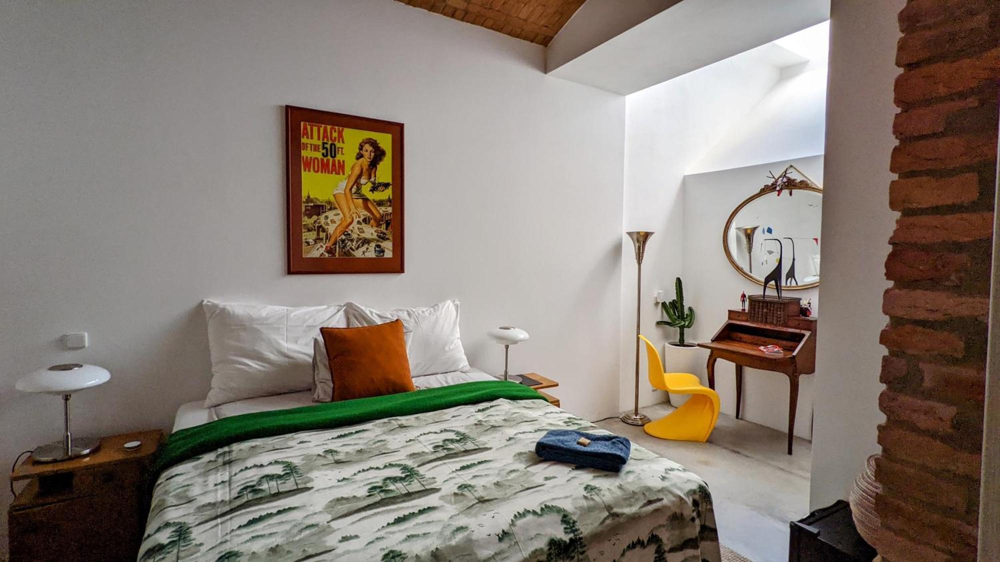 Romantic And Atypical Apartments In Prague'S Montmartre Eksteriør bilde