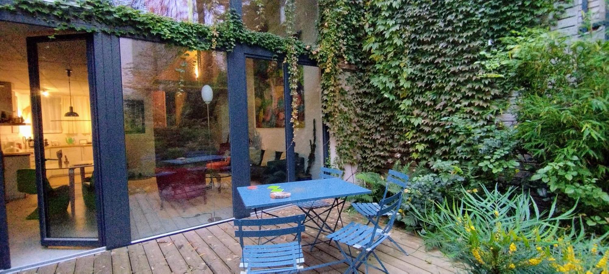 Romantic And Atypical Apartments In Prague'S Montmartre Eksteriør bilde